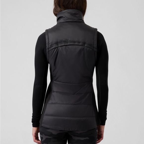Athleta Rock Ridge Primaloft Vest - Picture 2 of 15